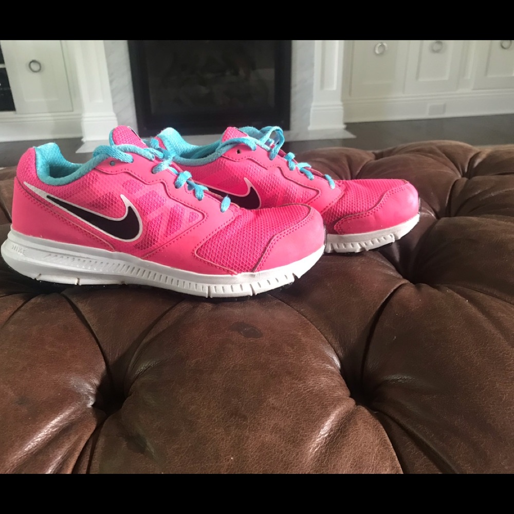 Nike Downshifter 6 running shoes Size 5Y